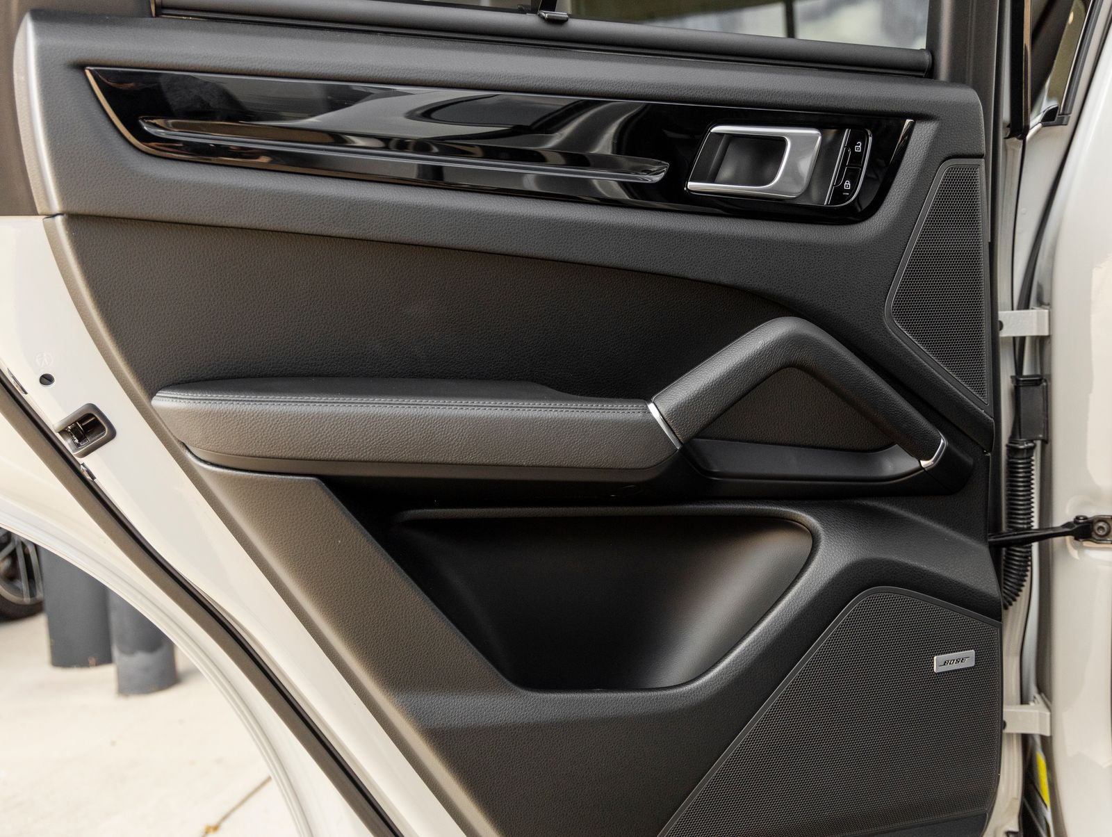 2020 Porsche Cayenne Cayenne