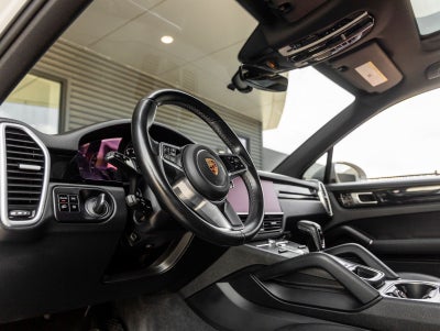 2020 Porsche Cayenne Cayenne