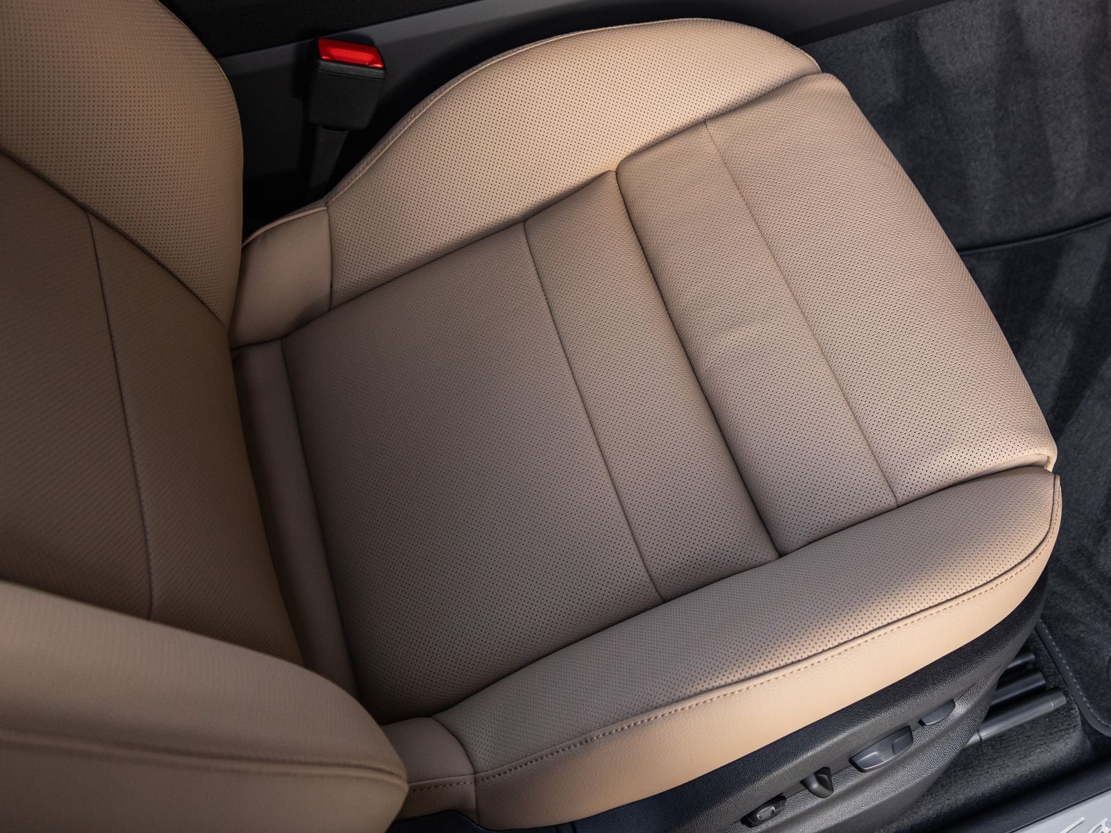 2026 Porsche Cayenne AWD