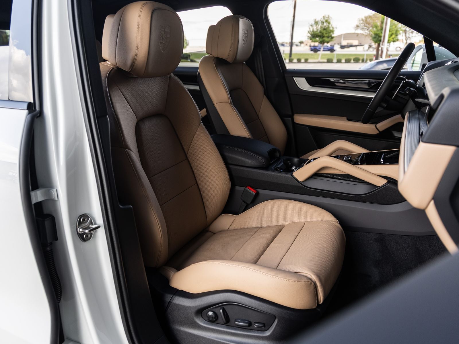 2026 Porsche Cayenne AWD