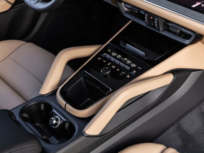 2026 Porsche Cayenne AWD