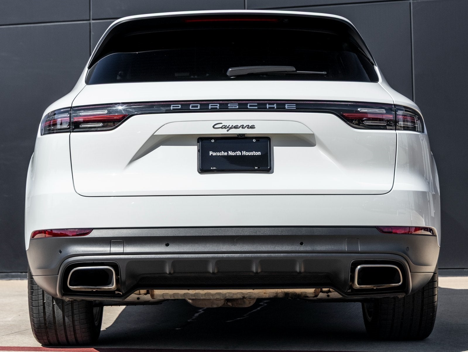 2023 Porsche Cayenne Base