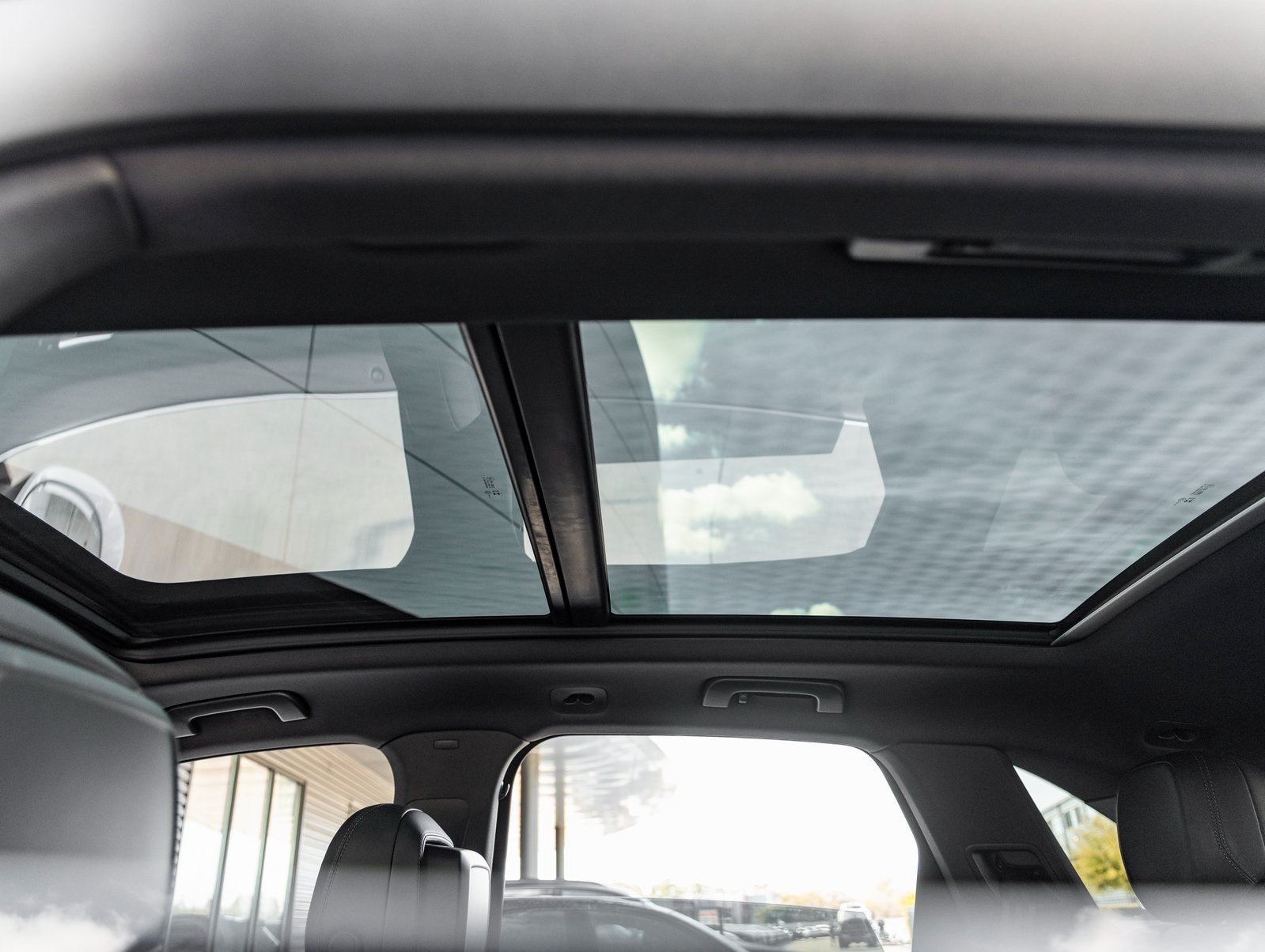 2023 Porsche Cayenne Base