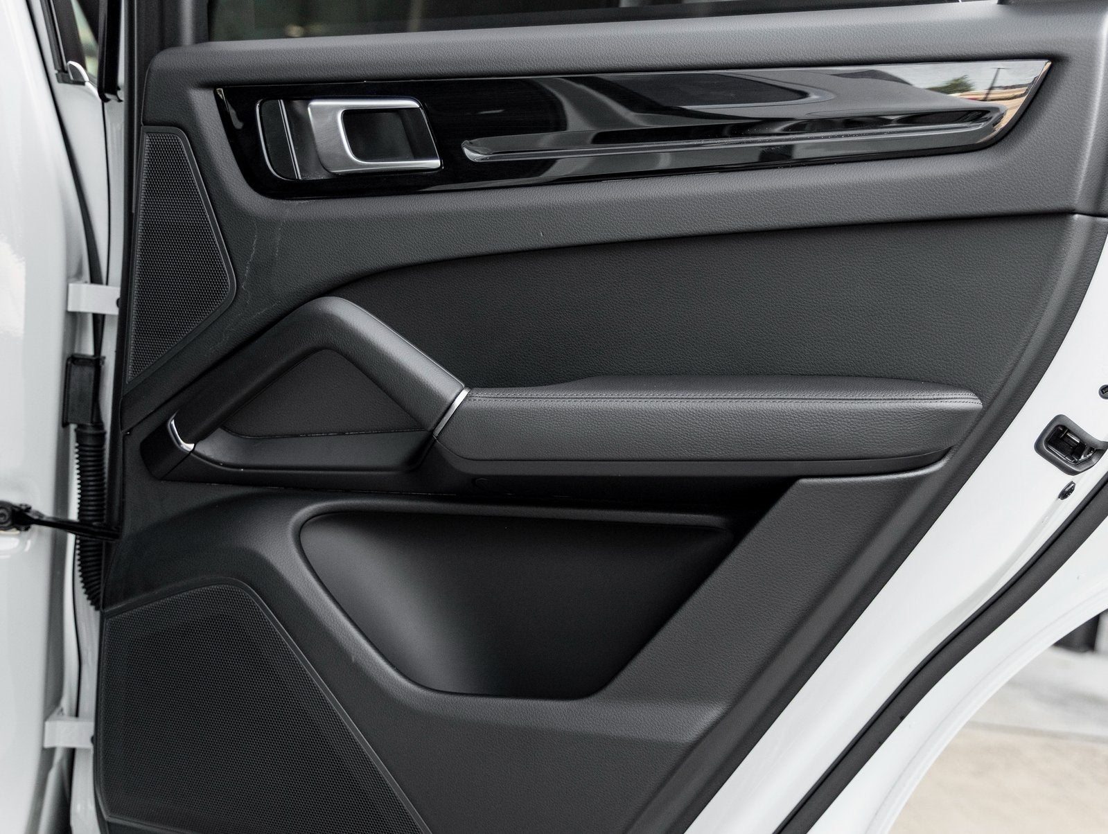 2023 Porsche Cayenne Base