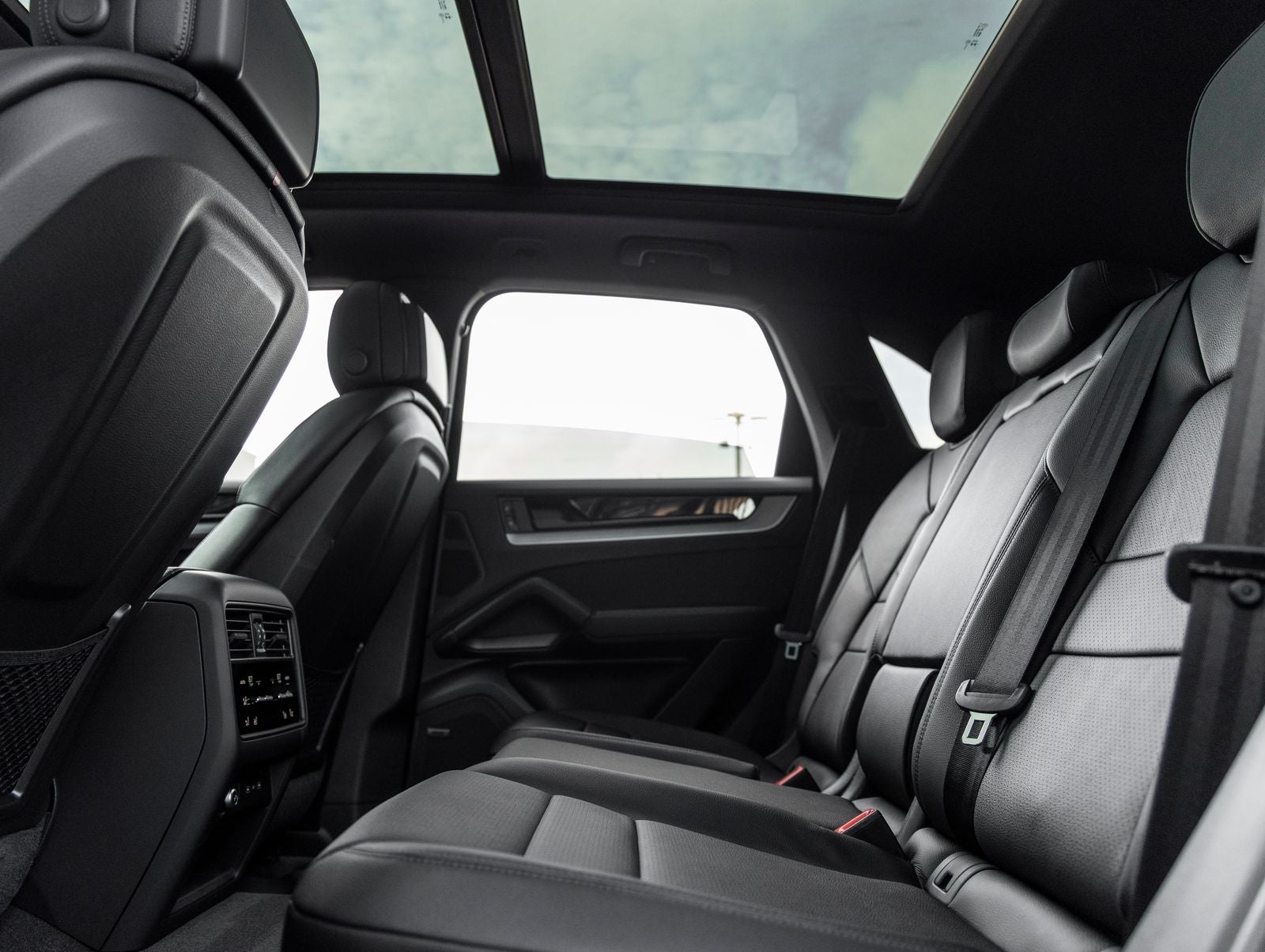 2026 Porsche Cayenne AWD