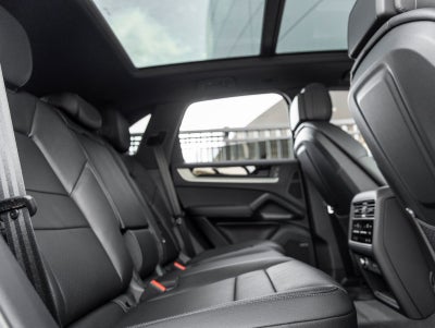 2026 Porsche Cayenne AWD