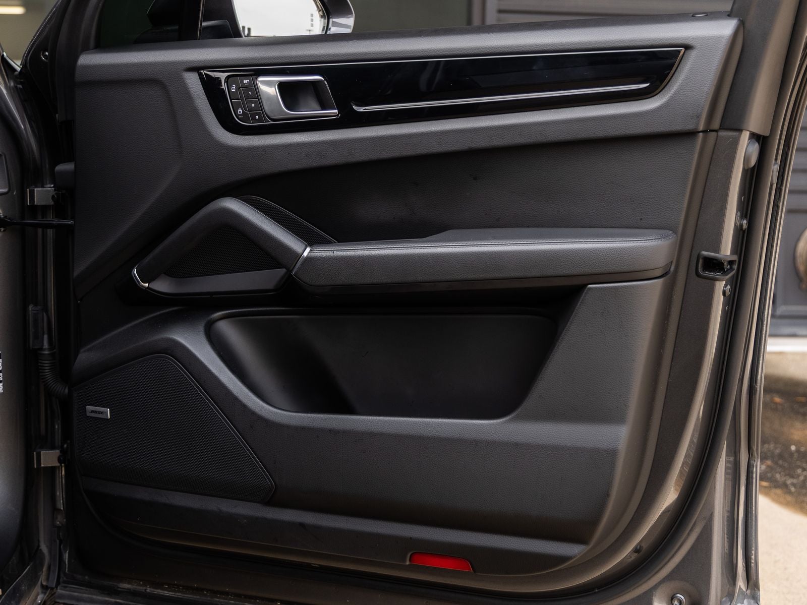 2022 Porsche Cayenne AWD