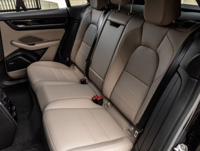 2025 Porsche Macan 4 Electric