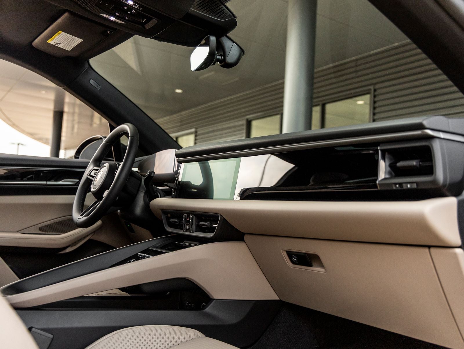 2025 Porsche Macan 4 Electric