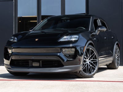 2025 Porsche Macan 4 Electric