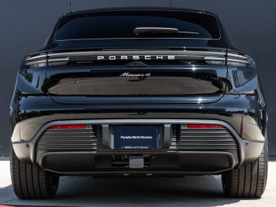 2025 Porsche Macan 4 Electric