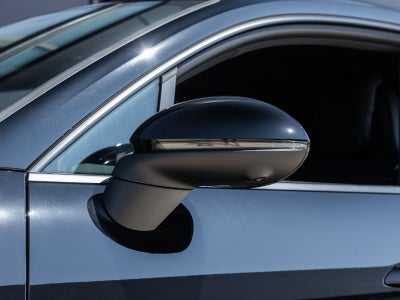 2025 Porsche Macan 4 Electric