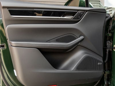 2025 Porsche Macan Electric Macan 4 Electric