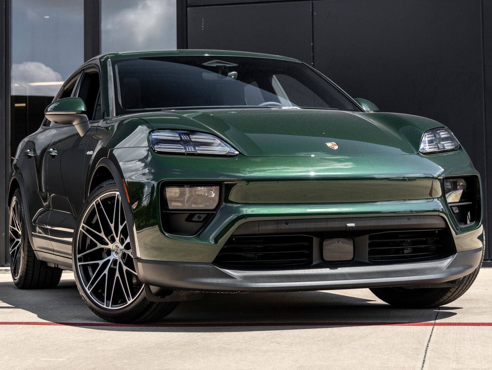 2025 Porsche Macan Electric Macan 4 Electric