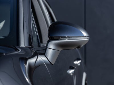 2025 Porsche Macan Electric 4