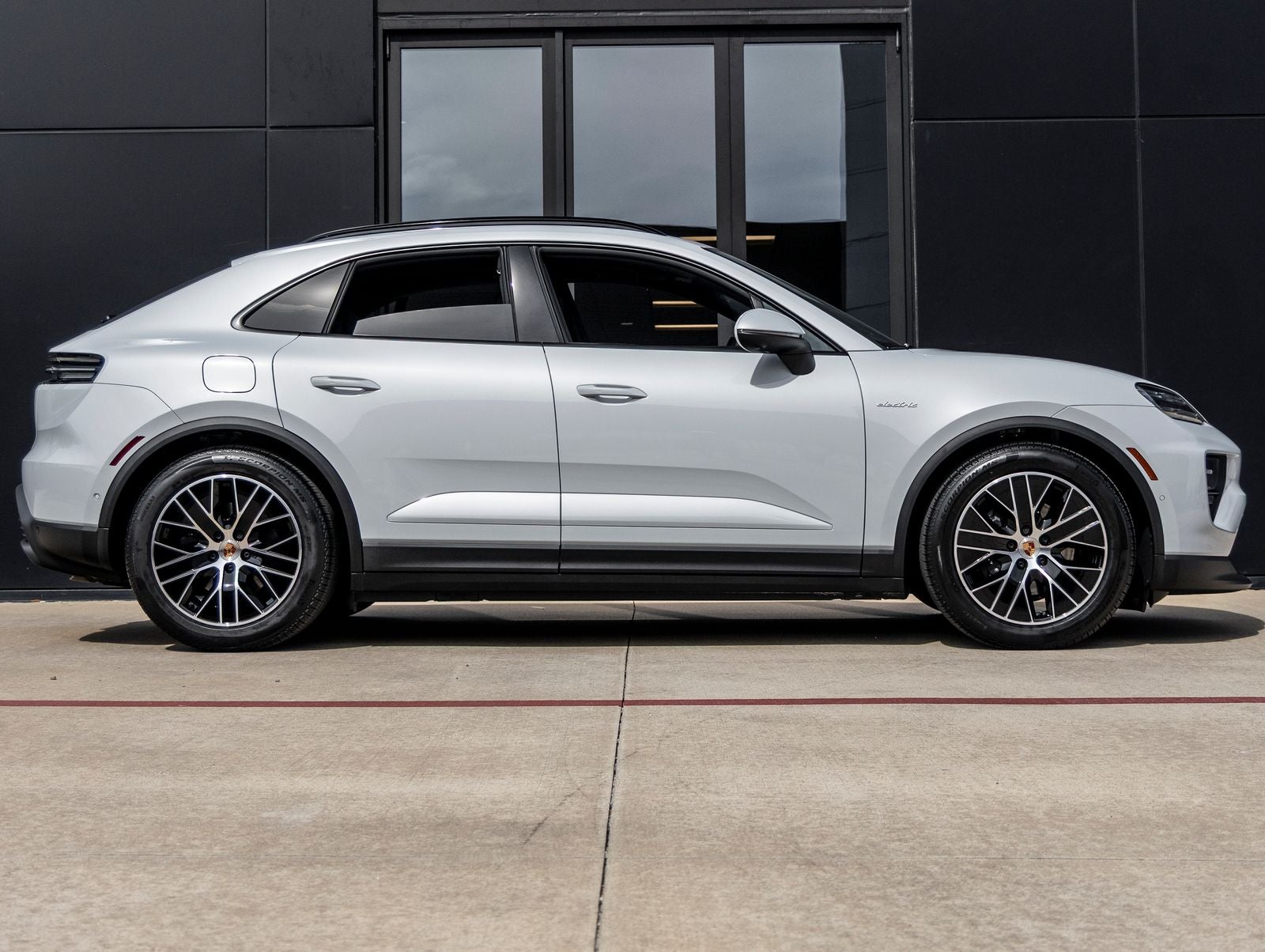2026 Porsche Macan Macan 4 Electric