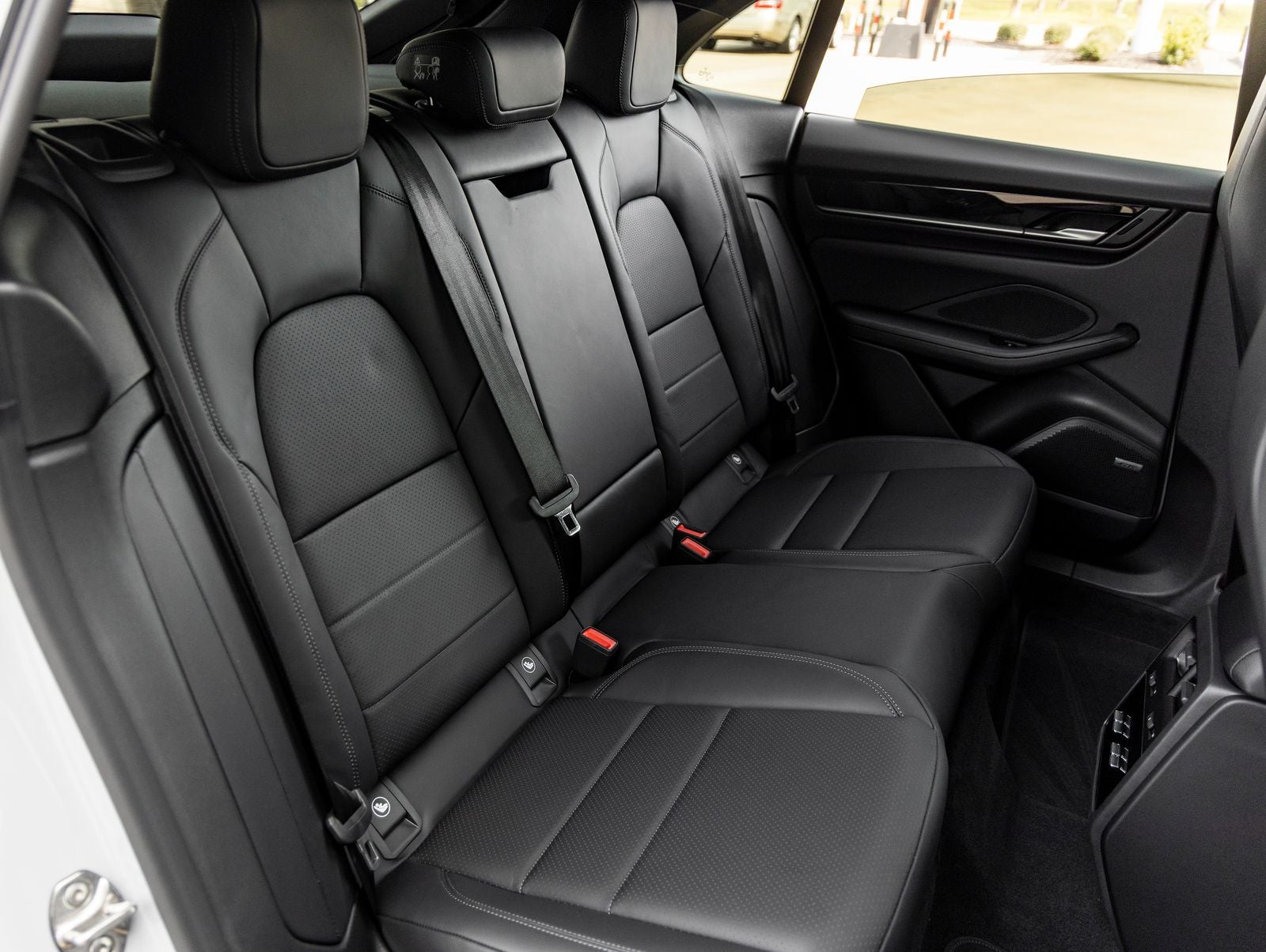 2026 Porsche Macan Macan 4 Electric