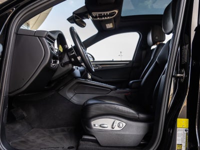 2018 Porsche Macan S