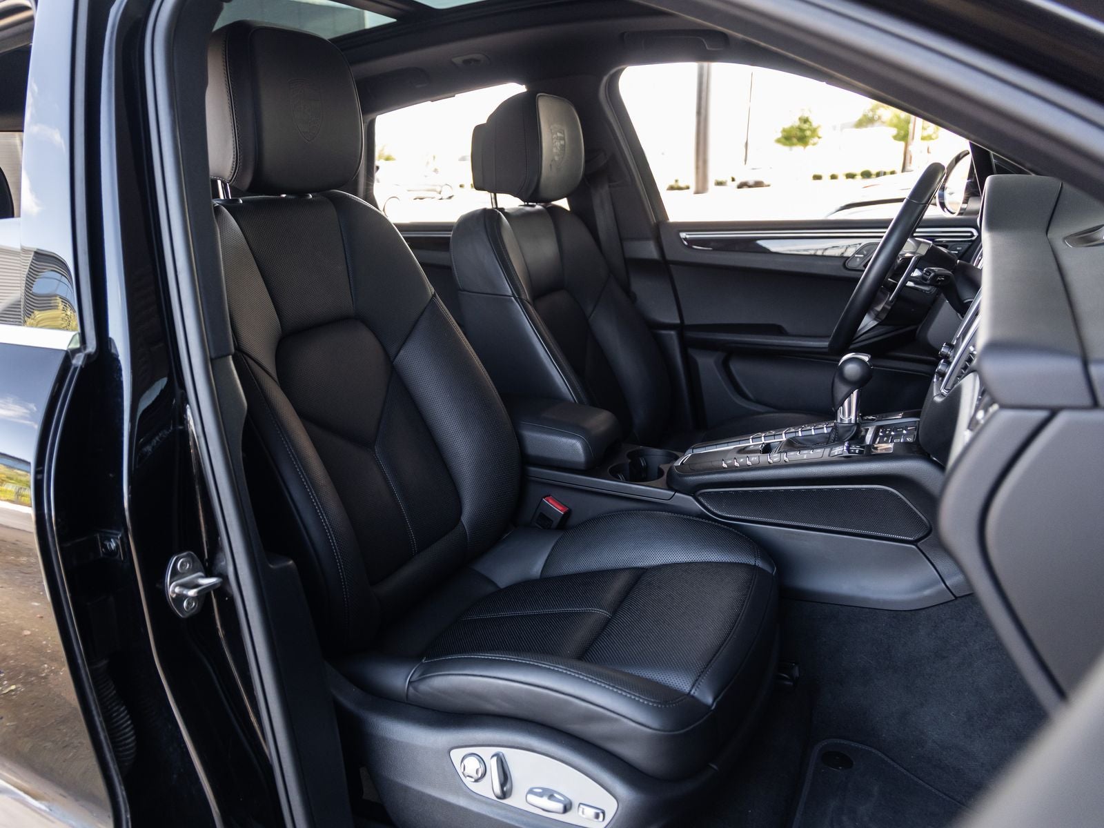 2018 Porsche Macan S
