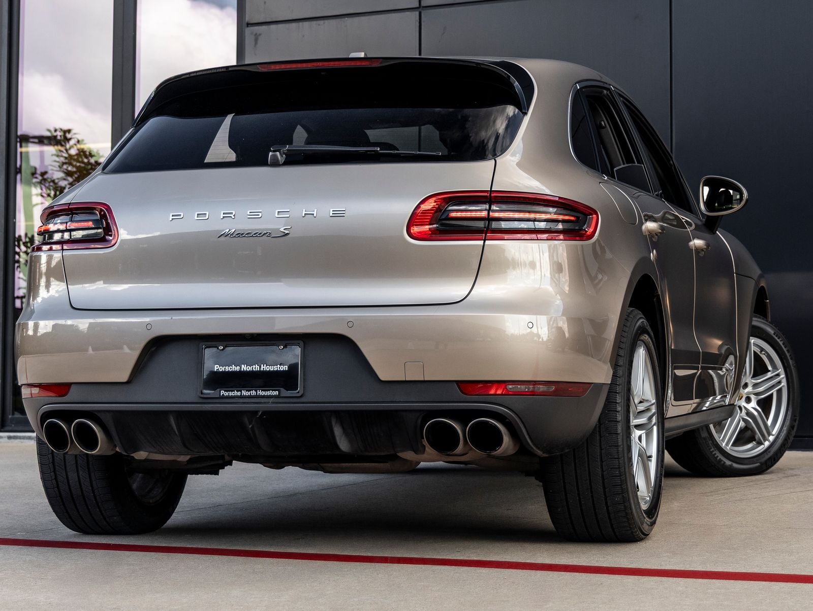 2015 Porsche Macan S