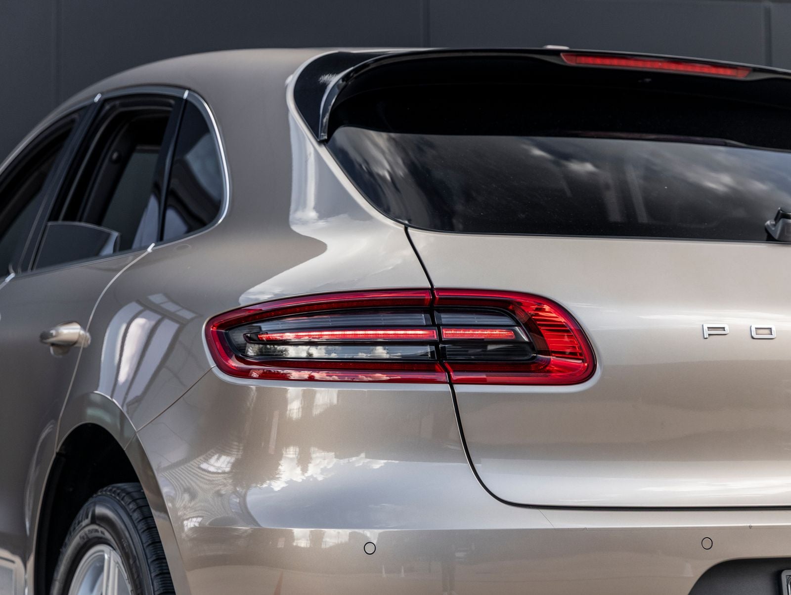 2015 Porsche Macan S