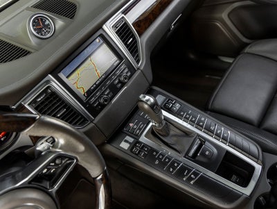 2015 Porsche Macan S