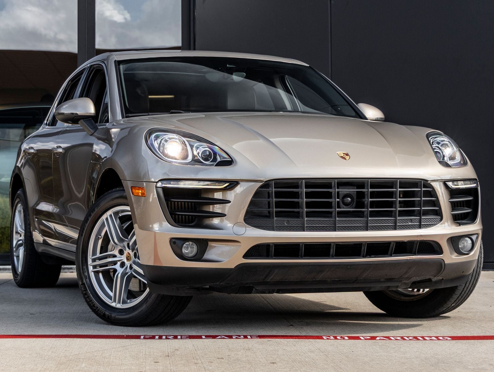 2015 Porsche Macan S