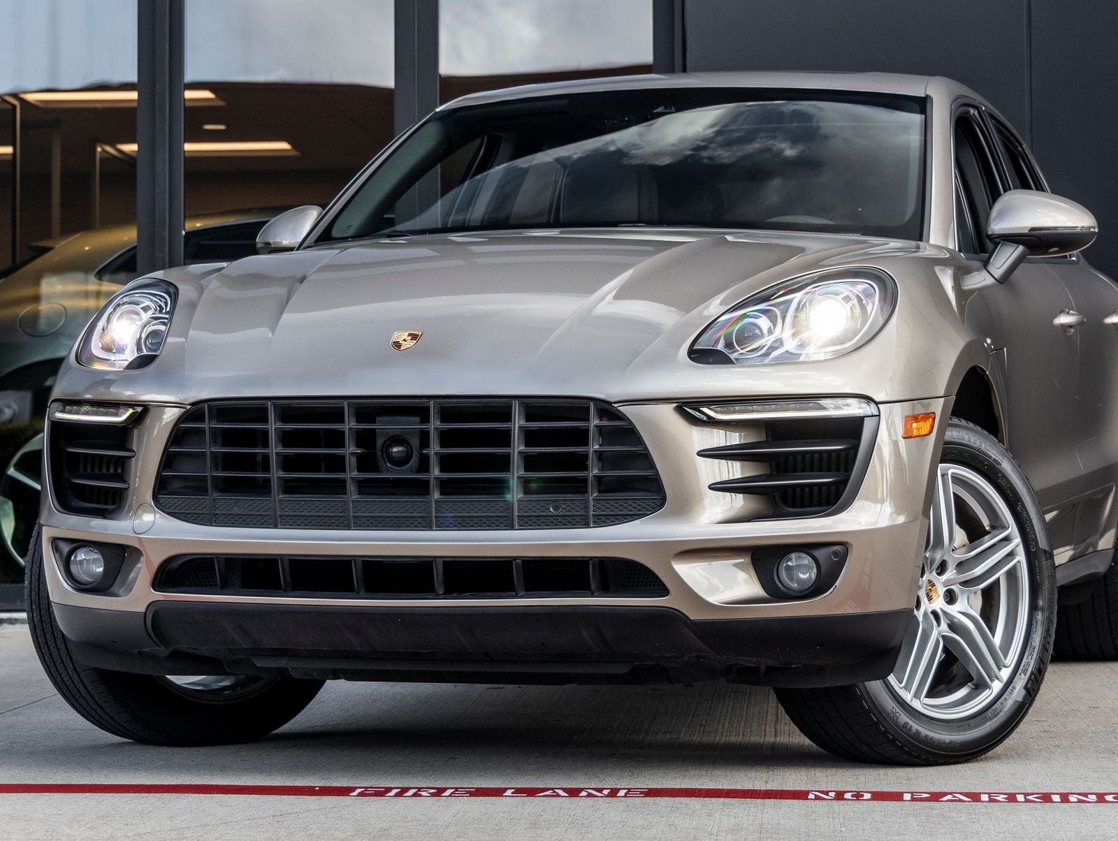 2015 Porsche Macan S