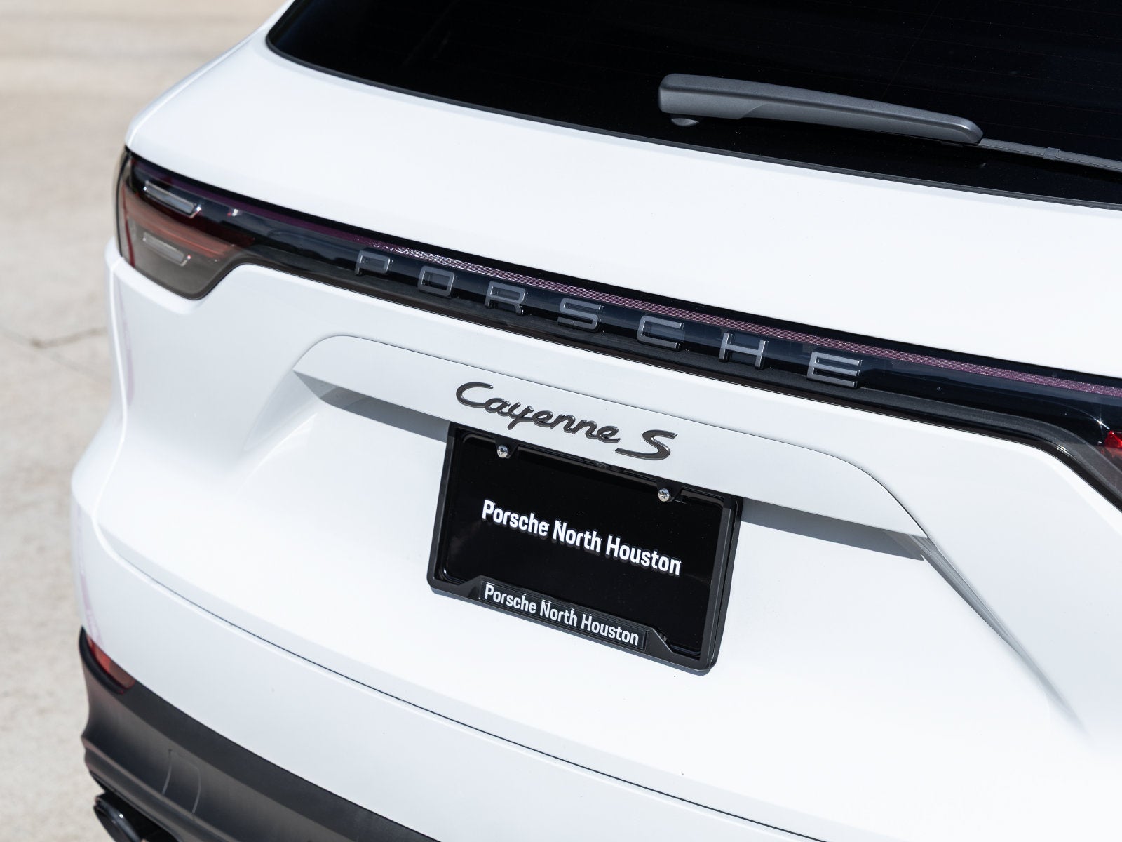 2023 Porsche Cayenne S Platinum Edition