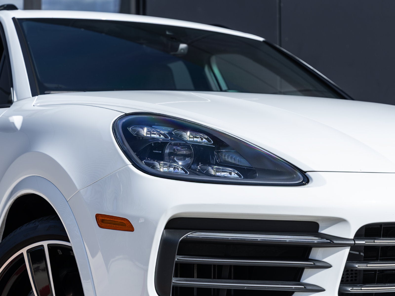 2023 Porsche Cayenne S Platinum Edition