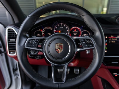 2023 Porsche Cayenne S Platinum Edition
