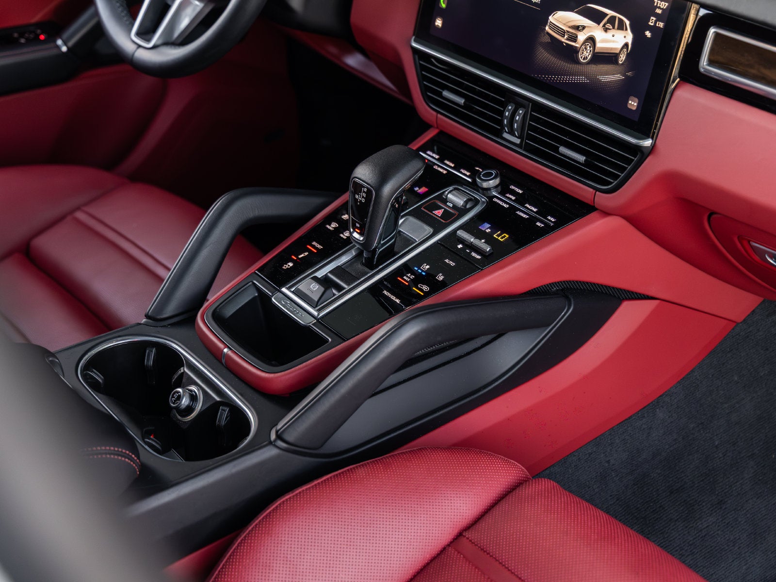 2023 Porsche Cayenne S Platinum Edition