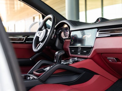 2023 Porsche Cayenne S Platinum Edition