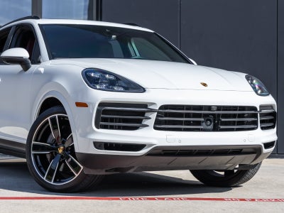 2023 Porsche Cayenne S Platinum Edition