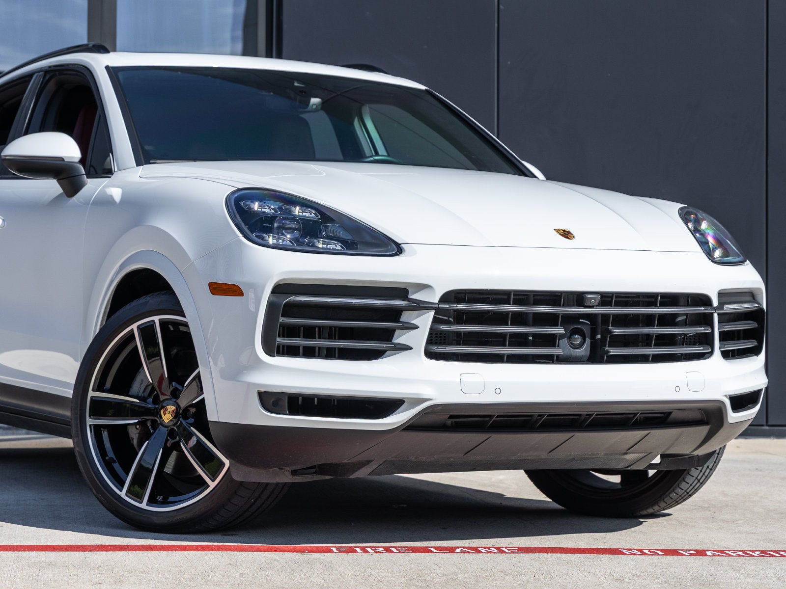 2023 Porsche Cayenne S Platinum Edition