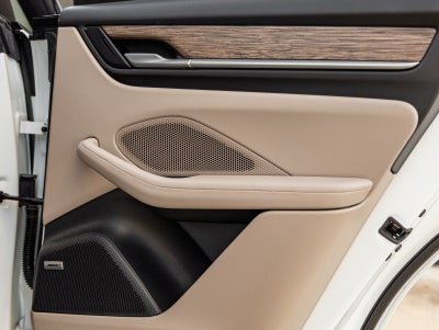 2025 Porsche Macan Electric 4S