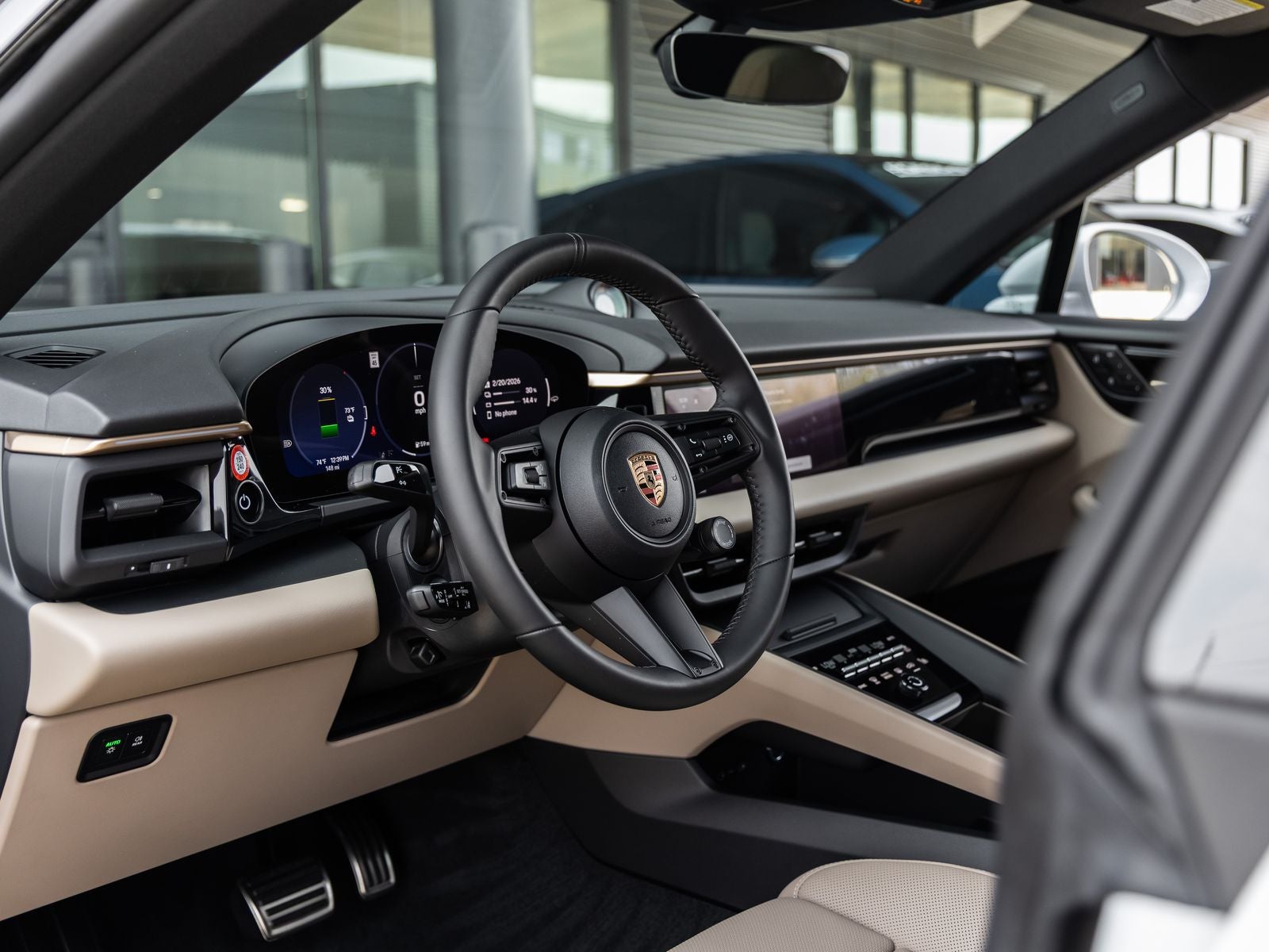 2025 Porsche Macan 4S Electric