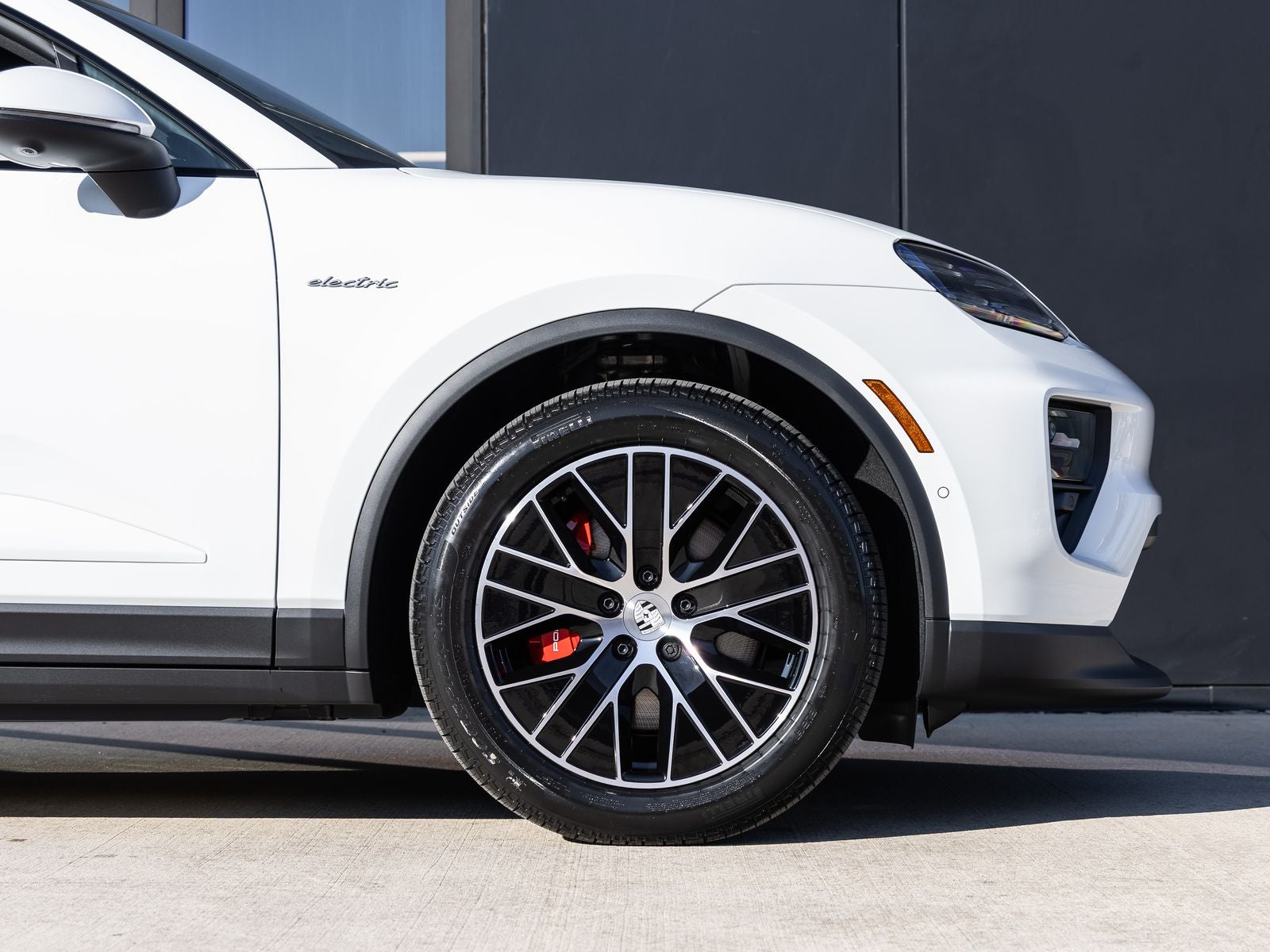 2025 Porsche Macan Macan 4S Electric