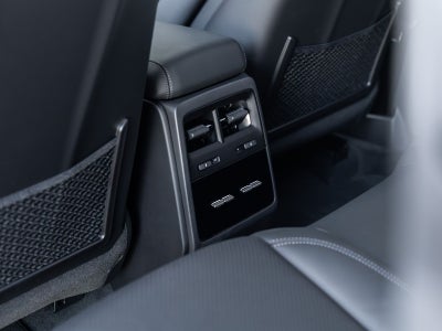 2025 Porsche Macan Macan 4S Electric