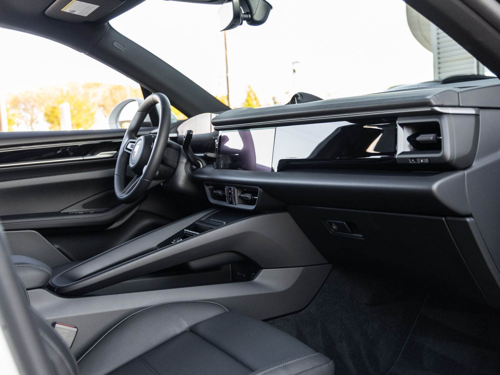 2025 Porsche Macan Macan 4S Electric