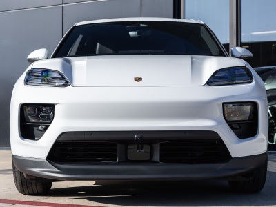 2025 Porsche Macan Macan 4S Electric