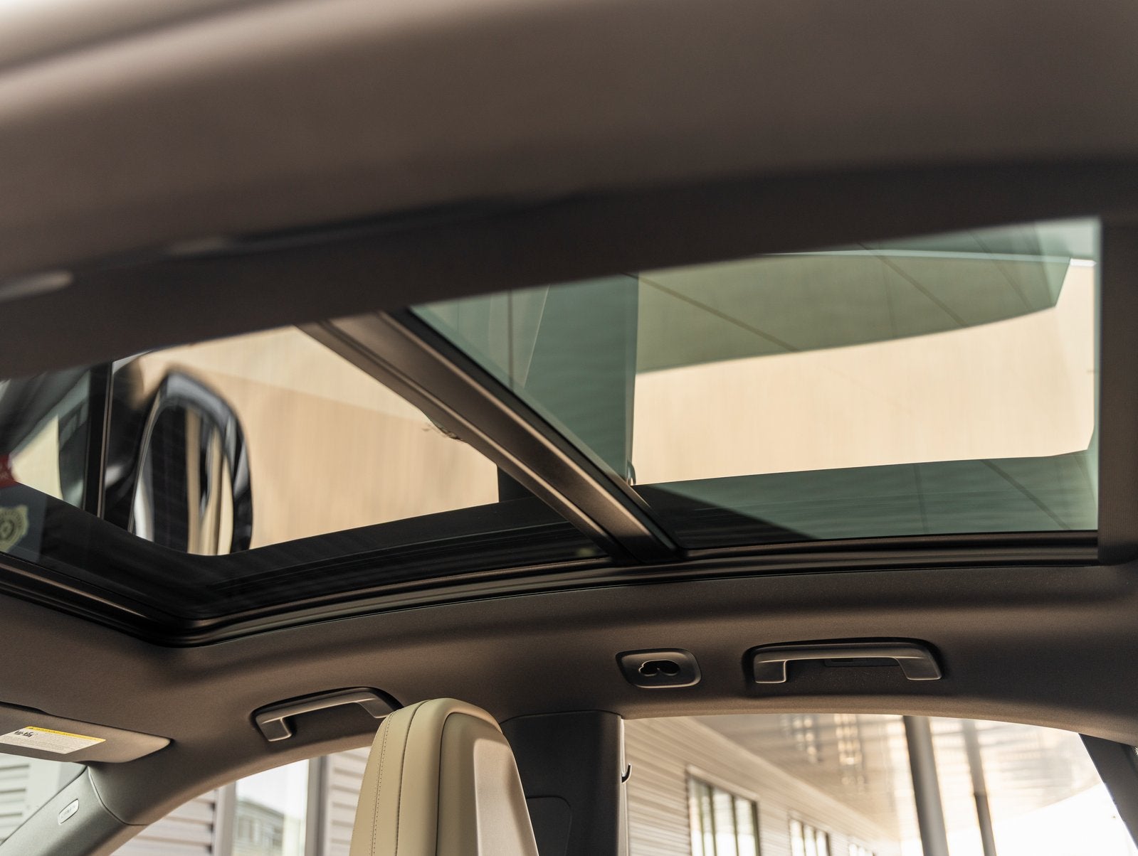 2025 Porsche Macan Macan 4S Electric