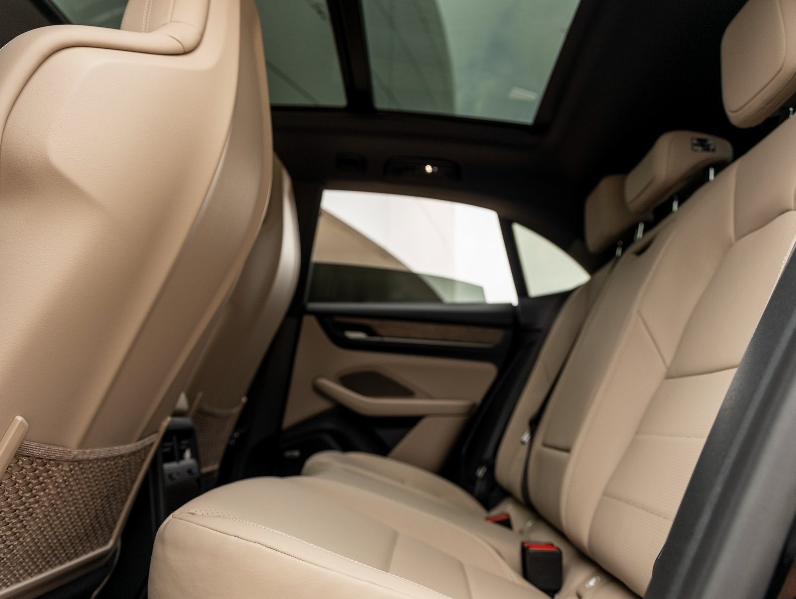 2025 Porsche Macan Macan 4S Electric