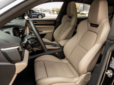 2025 Porsche Macan Macan 4S Electric