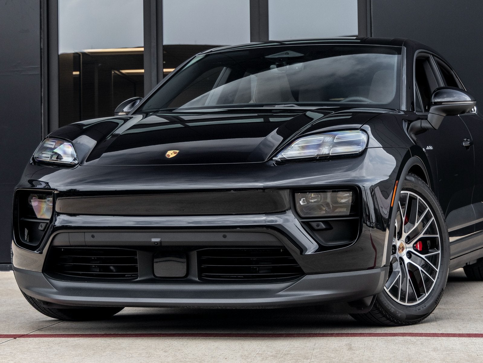 2025 Porsche Macan Macan 4S Electric
