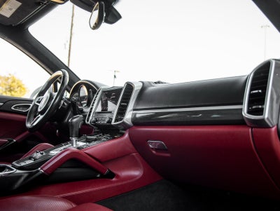 2018 Porsche Cayenne Cayenne Turbo