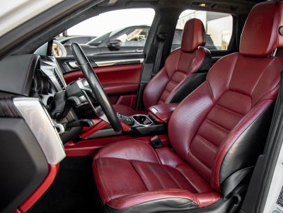 2018 Porsche Cayenne Cayenne Turbo