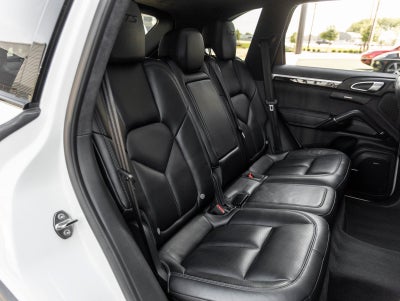 2017 Porsche Cayenne GTS