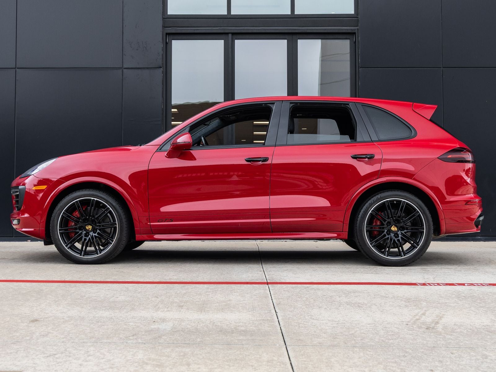 2018 Porsche Cayenne Cayenne GTS
