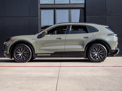 2026 Porsche Cayenne Cayenne Turbo Electric